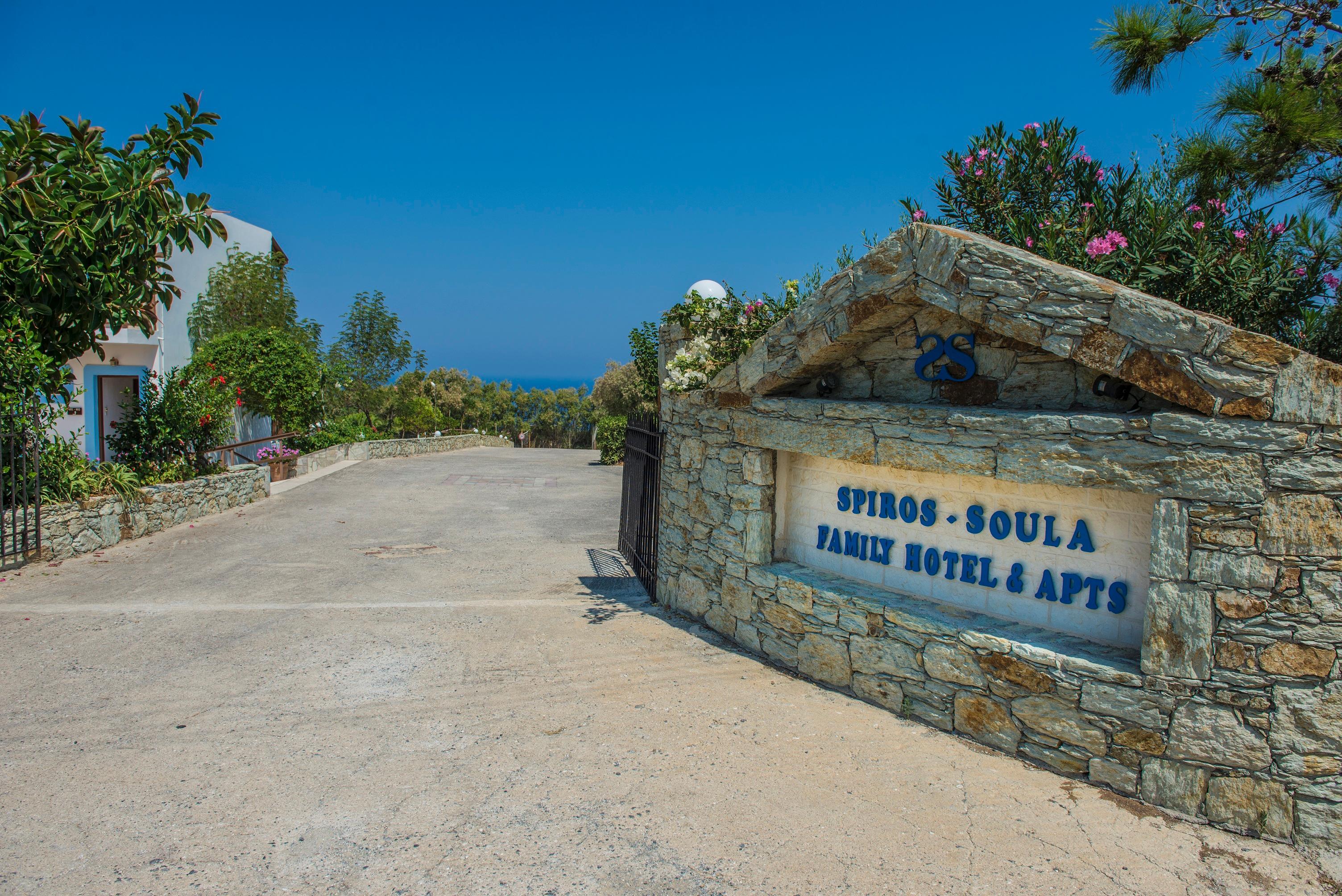 Spiros-Soula Family Hotel & Apartments Agia Pelagia  Exterior foto